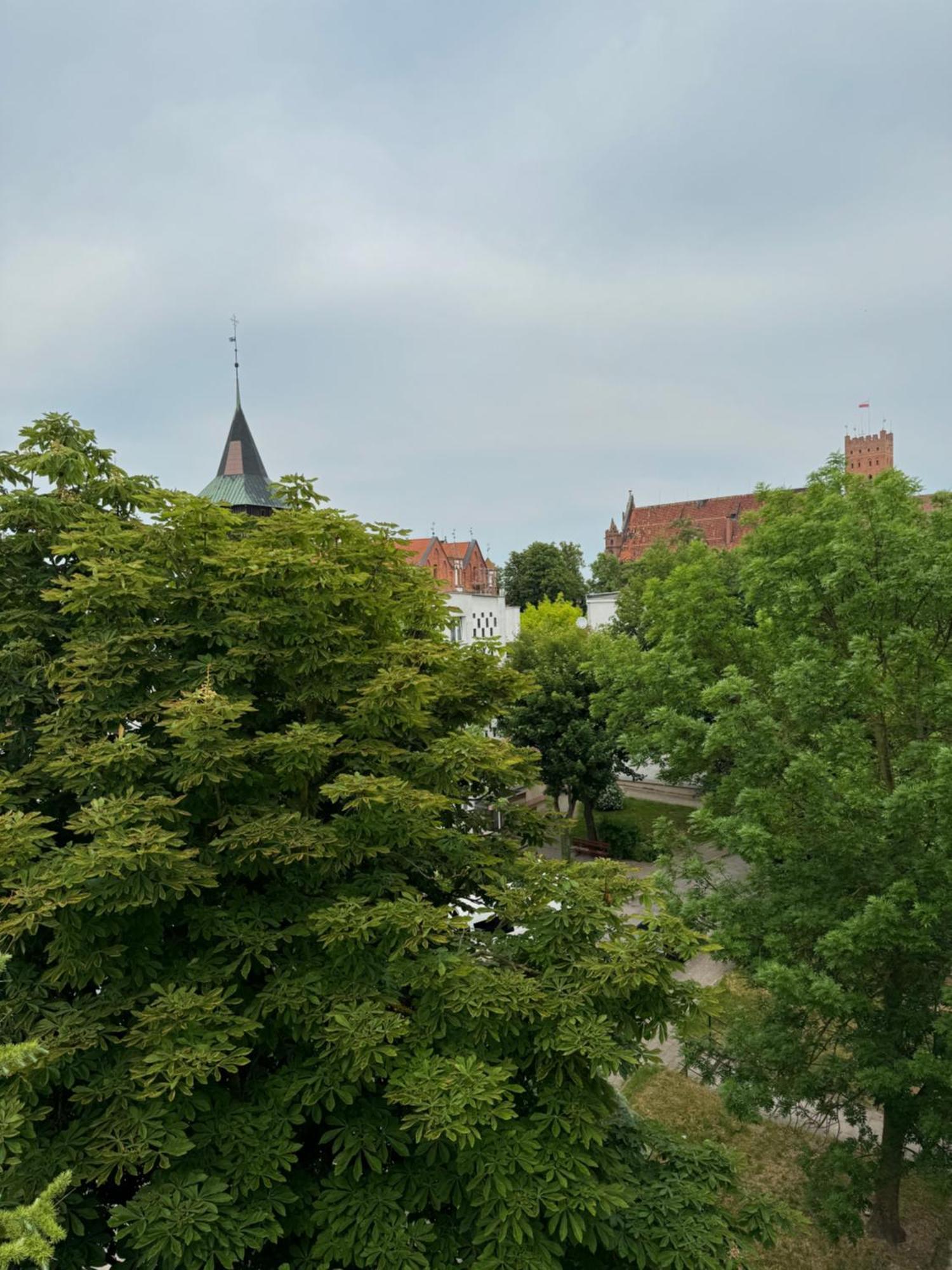 Mallborro - Z Widokiem Na Zamek มัลบอร์ก ภายนอก รูปภาพ